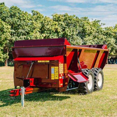 LEO Agriculture: Innovative LHD Abbrasive resistant Steel Material Feed Wagons & Manure Spreaders for Global Farms This image showcases our diverse range of agricultural equipment, including: • Feed Wagons (Voermenger / Misstrooier): Maximize feed efficiency and animal health with our high-performance TMR mixers (Total Mixed Ration) available in both vertical and horizontal styles. (USA, South Africa, Asia) • Manure Spreaders: Optimize manure management with our dependable side-discharge spreaders, designed for efficient and even field application. (USA, South Africa, Asia) LEO Agriculture provides a comprehensive solution for farms worldwide. Contact us today! www.leo-ag.com www.leoagriculture.com www.mixerknives.com www.newton-machine.com Keywords: TMR mixer USA, TMR mixer South Africa, TMR mixer Asia, feed wagon USA, feed wagon South Africa, feed wagon Asia, manure spreader USA, manure spreader South Africa, manure spreader Asia, side discharge manure spreader, voermanure spreader, misstrooier, fodder mixer, feed mixer scale system Loadcell Twin Auger low profile feed mixer TMR Feed Mixer Knife Vertical