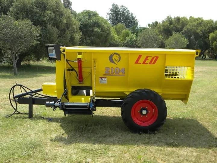 LEO Agriculture: Innovative LHD Abbrasive resistant Steel Material Feed Wagons & Manure Spreaders for Global Farms This image showcases our diverse range of agricultural equipment, including: • Feed Wagons (Voermenger / Misstrooier): Maximize feed efficiency and animal health with our high-performance TMR mixers (Total Mixed Ration) available in both vertical and horizontal styles. (USA, South Africa, Asia) • Manure Spreaders: Optimize manure management with our dependable side-discharge spreaders, designed for efficient and even field application. (USA, South Africa, Asia) LEO Agriculture provides a comprehensive solution for farms worldwide. Contact us today! www.leo-ag.com www.leoagriculture.com www.mixerknives.com www.newton-machine.com Keywords: TMR mixer USA, TMR mixer South Africa, TMR mixer Asia, feed wagon USA, feed wagon South Africa, feed wagon Asia, manure spreader USA, manure spreader South Africa, manure spreader Asia, side discharge manure spreader, voermanure spreader, misstrooier, fodder mixer, feed mixer