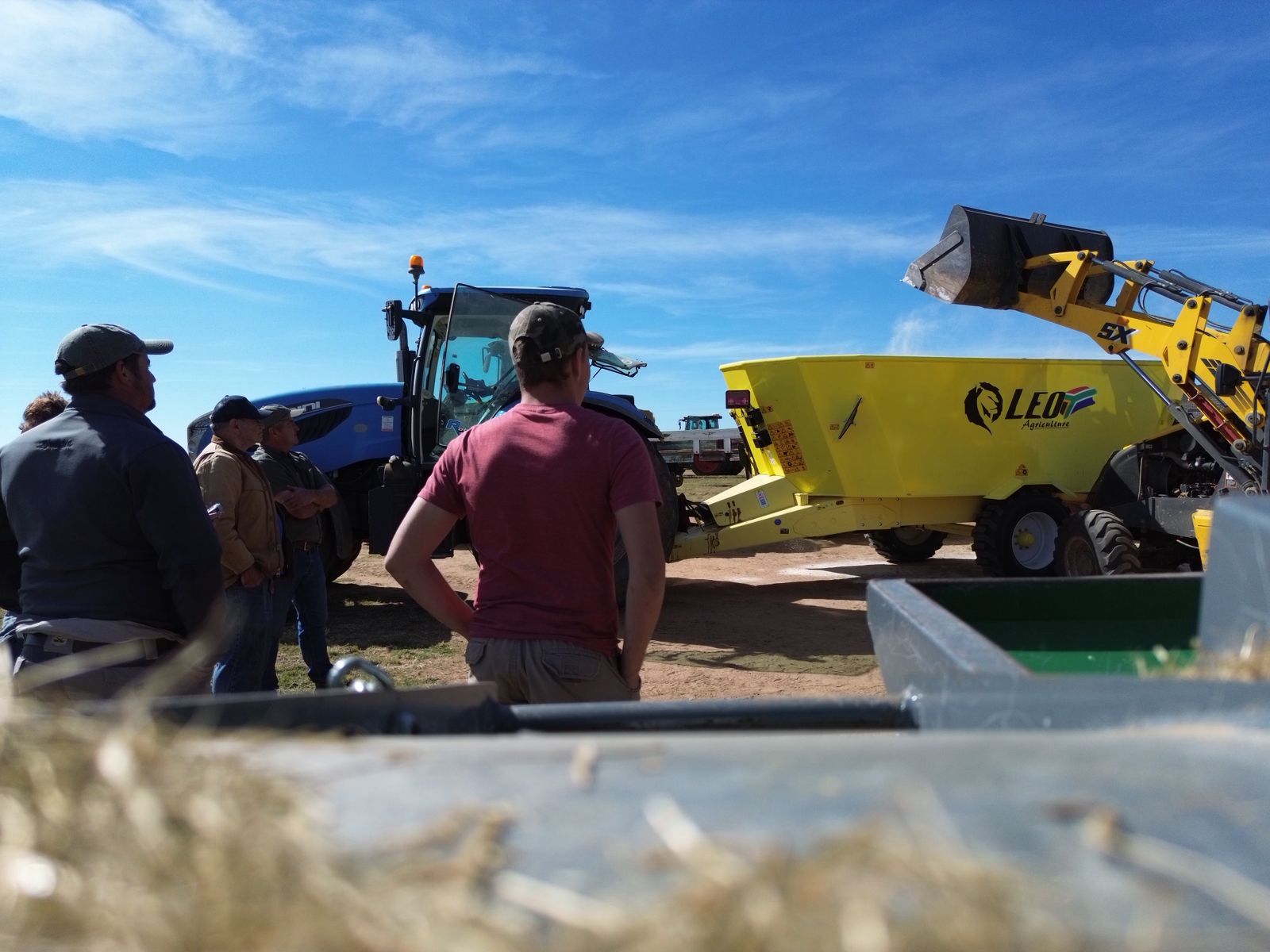 LEO 7021VT Vertical Feed Mixer — 21 cubic meter maximum-capacity twin-auger feed mixer for large commercial operations